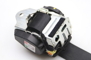Jaguar XE (2015–2026) Sicherheitsgurt hinten 629858800D - 3