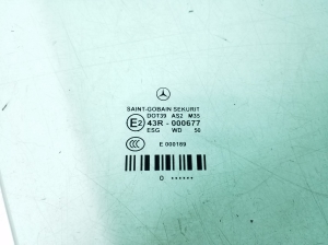 Mercedes Benz E-Class W212 (2009–2015) Esiukse klaas A2127250810 - 3