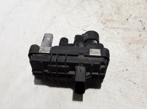 BMW 5 SERIES F10 (2010–2017) Turbīnas elektriskais aktuators 7823255 - 3