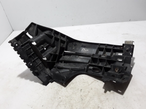 Opel Vivaro A (2001–2014) Priekšējā bampera kronšteins 620340101R - 2