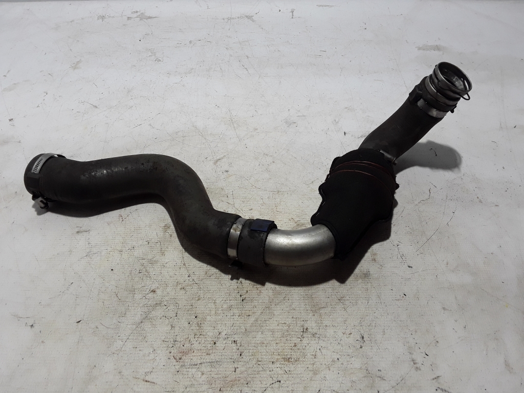 Opel Vivaro A (2001–2014) Ladeluftkühlerschlauch 8200648187 Opel Vivaro A (2001–2014) Ladeluftkühlerschlauch 8200648187