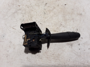 Opel Vivaro A (2001–2014) Suunatulede lüliti 8200012243 - 2
