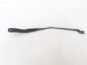  Windshield wiper blade 