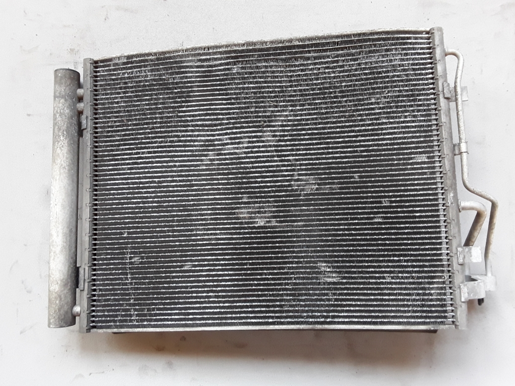 Kia Sportage (2010–2016) Kliimaradiaator BP5731215M32