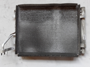 Kia Sportage (2010–2016) Kliimaradiaator BP5731215M32 - 2