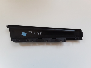 AUDI A3 8V (2012–2020) Rear side door outer window molding 8V4839902 - 3