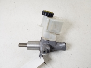   Master cylinder 