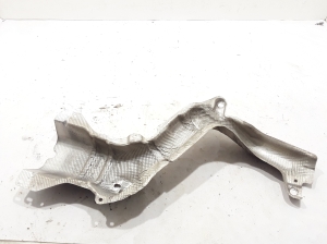   Muffler heat shield  - 747612709R 