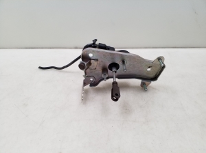 Mazda CX-7 (2006–2012) Clutch master cylinder EH6441400 - 3