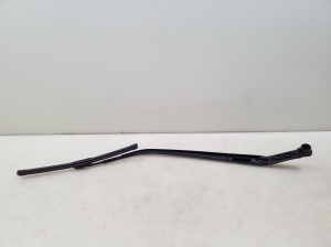  Windshield wiper blade 