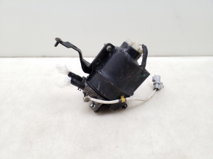  Fuel filter housing 