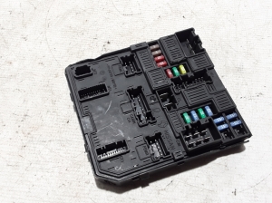  Fuse blocks 