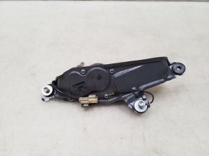  Rear wiper motor 