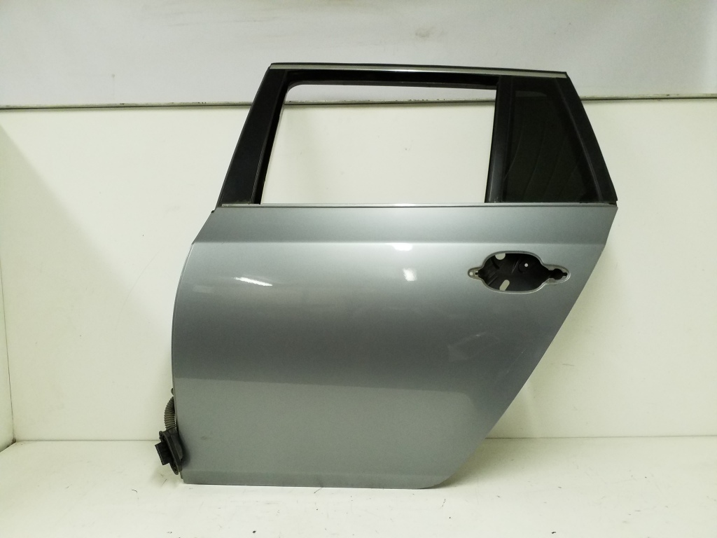 BMW 5 SERIES E61 (2004–2010) Rear side doors and their parts BMW 5 SERIES E61 (2004–2010) Rear side doors and their parts