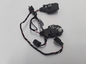 Salona sildītāja aizbīdņa motoriņš - 9159332 