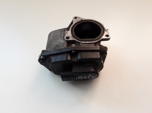  EGR valve 