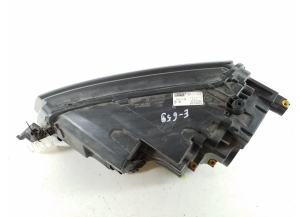 Skoda Karoq (2017–2026) Esituli 57B941016B - 11