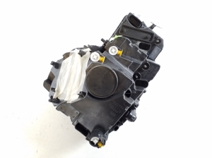 Skoda Karoq (2017–2026) Esituli 57B941016B - 3