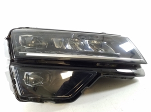 Skoda Karoq (2017–2026) Esituli 57B941016B - 9