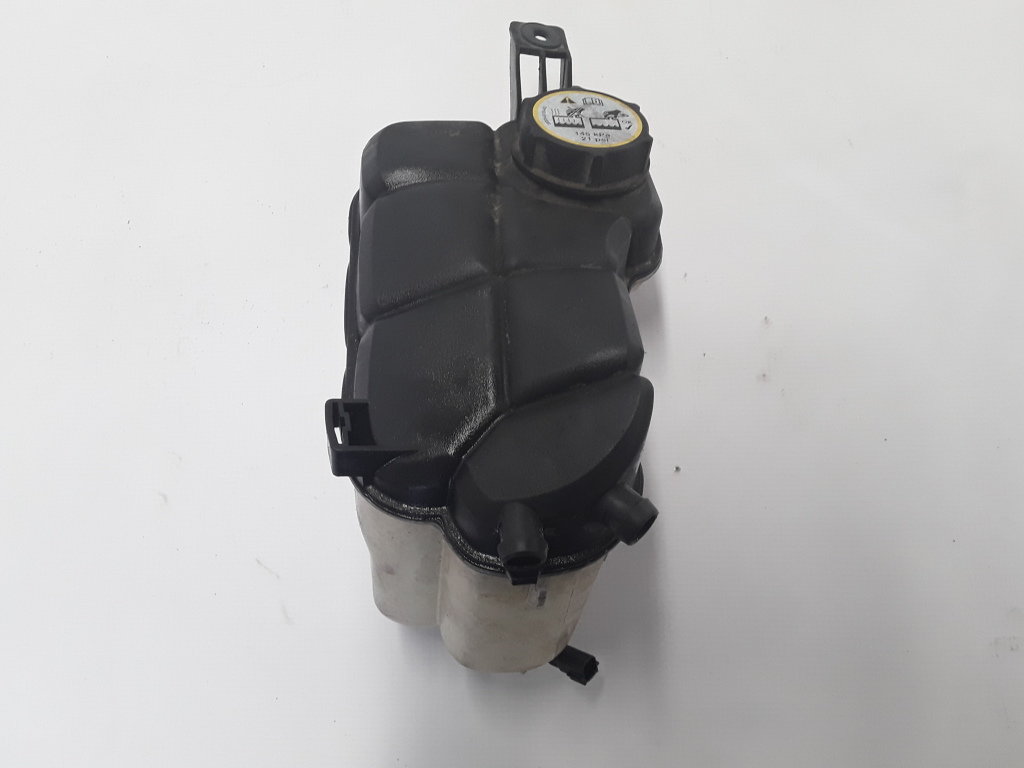 VOLVO V60 1 generation (2010-2020) Expansion Tank 31200320 22299931