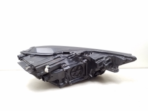 AUDI A6 C8 (2018–2025) Esituli 4K0941033 - 4