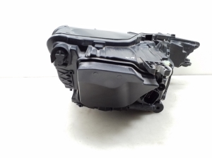 AUDI A6 C8 (2018–2025) Esituli 4K0941033 - 5