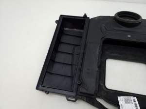 Mercedes Benz S-Class 221 (2005–2013) Õhufiltri korpus ja selle osad A2730900201 - 2