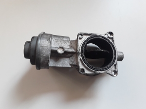   Accelerator valve 