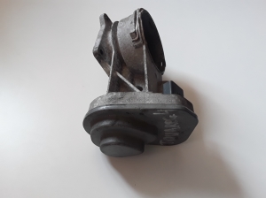 Volkswagen Touareg I (2002–2010) Accelerator valve 072128069A - 3