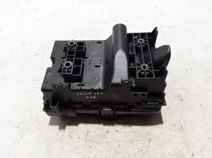  Fuse block holder under the hood 