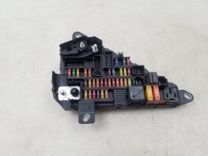 BMW 5 SERIES E61 (2004–2010) Kaitsmekarp pakiruumis 6906603 - 3