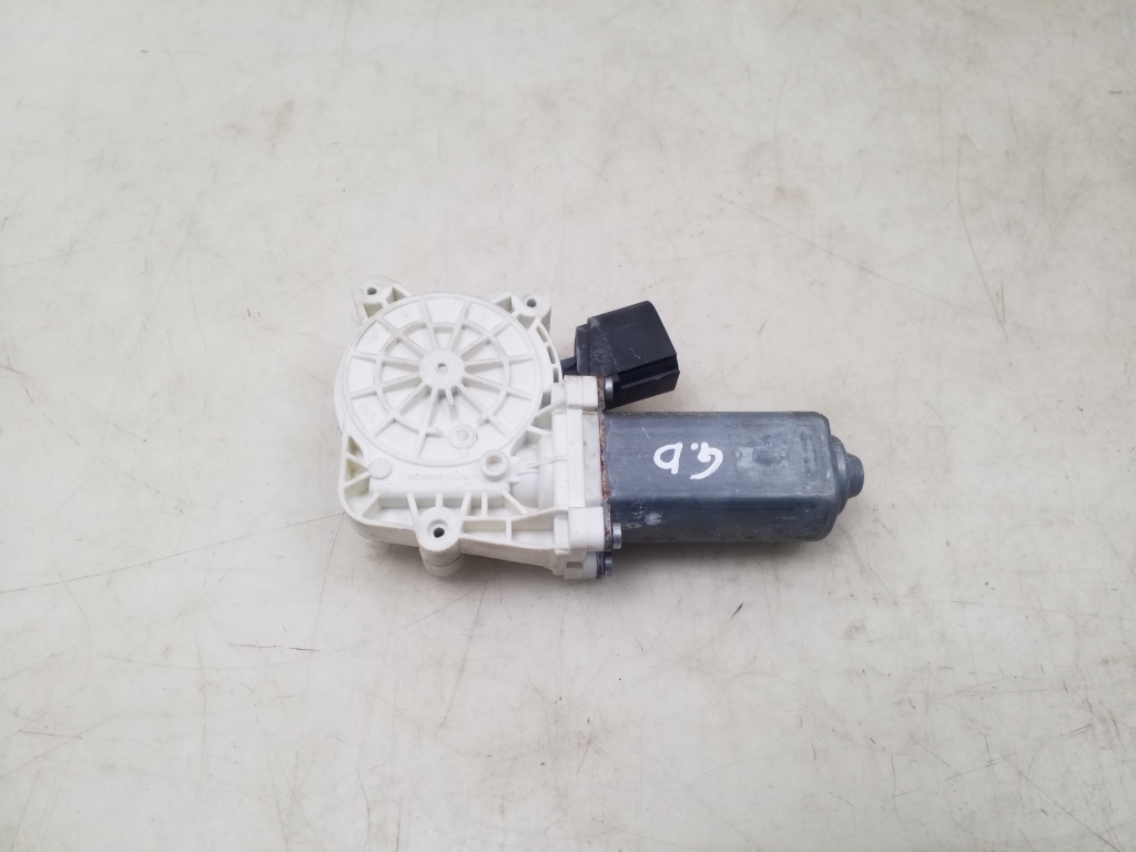 BMW 5 Series E60/E61 (2003-2010) Motor de control geam ușă  dreapta spate 6922320 24944780