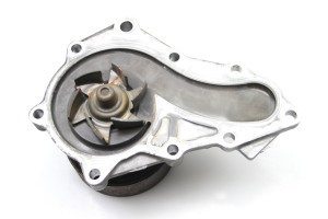 Mazda 6 (2007–2012) Water pump R2AA15101 - 3