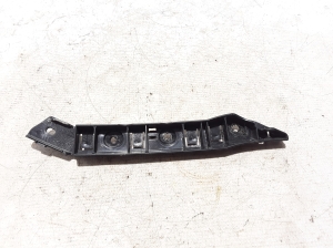  Front bumper bracket 