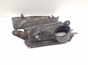 Mercedes Benz ML-Class 164 (2005–2011) Luftfiltergehäuse A6420900901 - 3