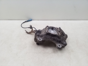 BMW 5 SERIES E61 (2004–2010) Front hub stump without bearing - 2
