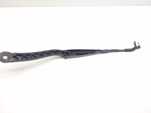  Windshield wiper blade 