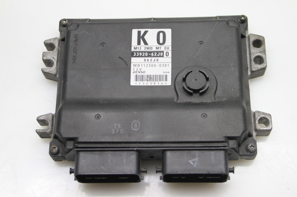 SUZUKI Swift 3 generation (2004-2010) Блок керування двигуном ECU 3392062J0 24719131