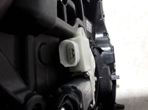 BMW 5 SERIES G31 (2017–2026) Aizmugurējo durvju logu pacēlājs 7365168 - 3