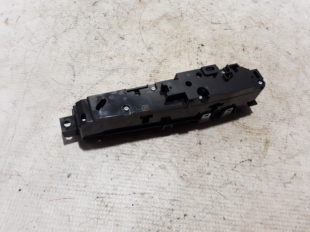 BMW 5 Series G30/G31 (2016-2023) ESP switch 6993923 22477197