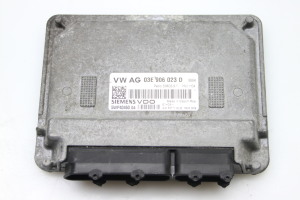 Motorsteuergerät - 03E906023D