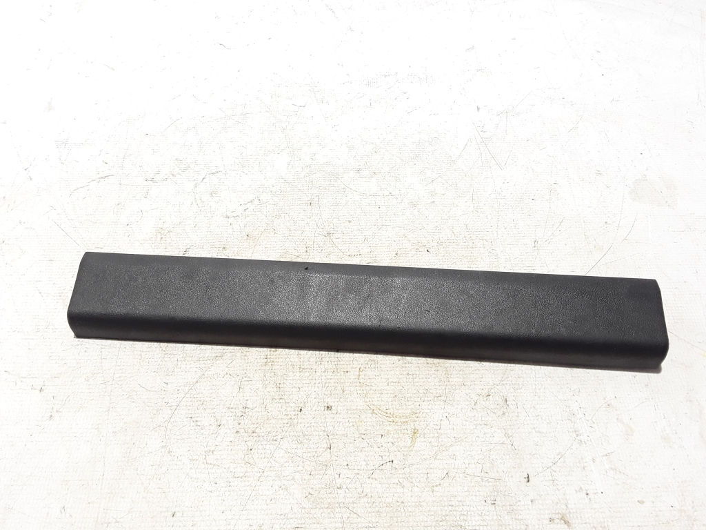 BMW 5 Series G30/G31 (2016-2023) Front Right Sill Trim 7375729 22477108
