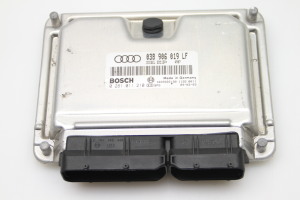 Calculateur moteur - 038906019LF