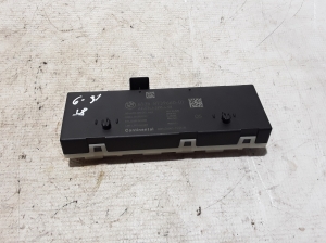   Trunk lid control module 