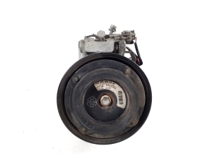 Mercedes Benz B-Class 246 (2011–2017) A/C compressor A0038304660 - 2