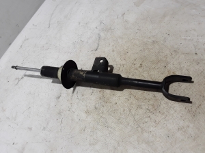 BMW 5 SERIES G31 (2017–2026) Front shock absorber 6866623 - 3