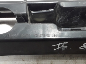 BMW 5 SERIES G31 (2017–2026) Välise aknalaua klamber 7387345 - 3