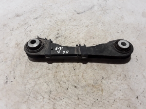   Rear axle link  - 6867538 