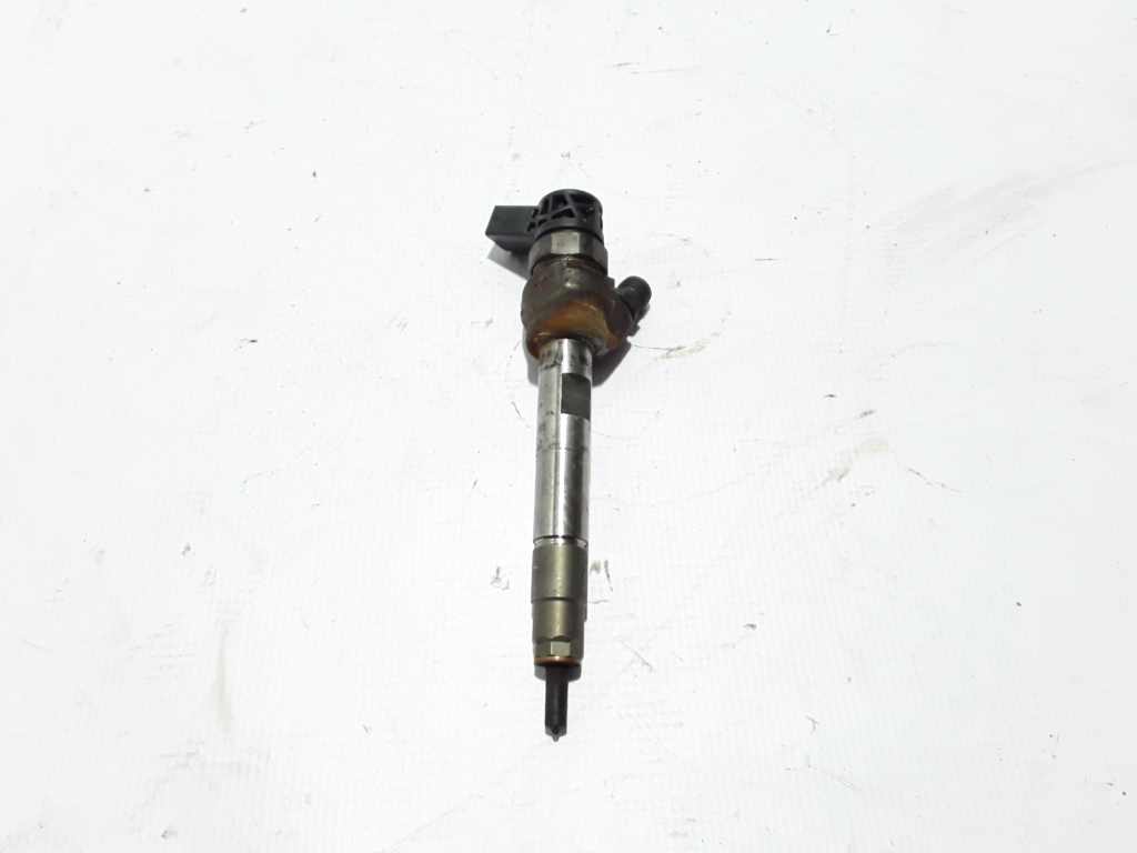 BMW 5 Series G30/G31 (2016-2023) Fuel Injector 8514148 22476943