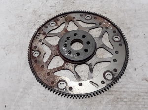   Clutch flywheel 